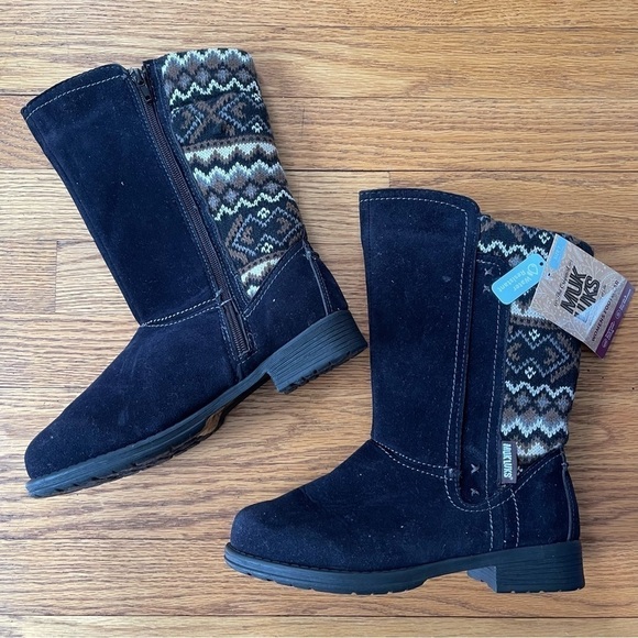 NEW Muk Luks Suede Boots Brown Size 7 NWT - Picture 1 of 4